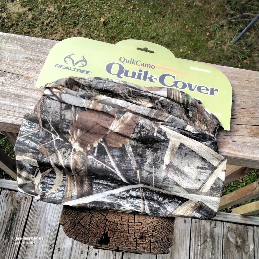 QUIKCAMO face cover